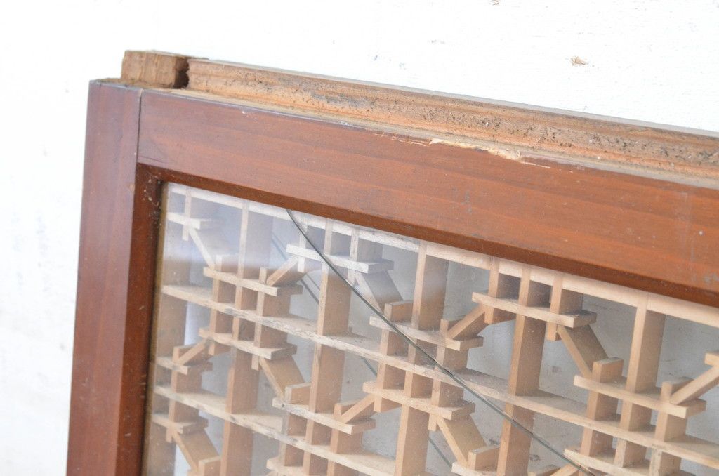  現状販売 組子欄間 アンティーク建具 両面ガラス入り レトロ 明かり取り 明り取り 4～7営業日前後で発送 修理加工希望の方3ヶ月程で発送 ドア 扉 板戸 障子 住宅設備