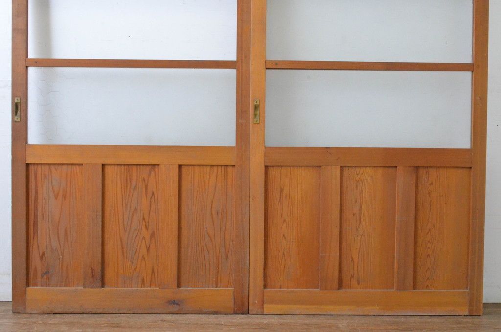 横桟ガラス引き戸