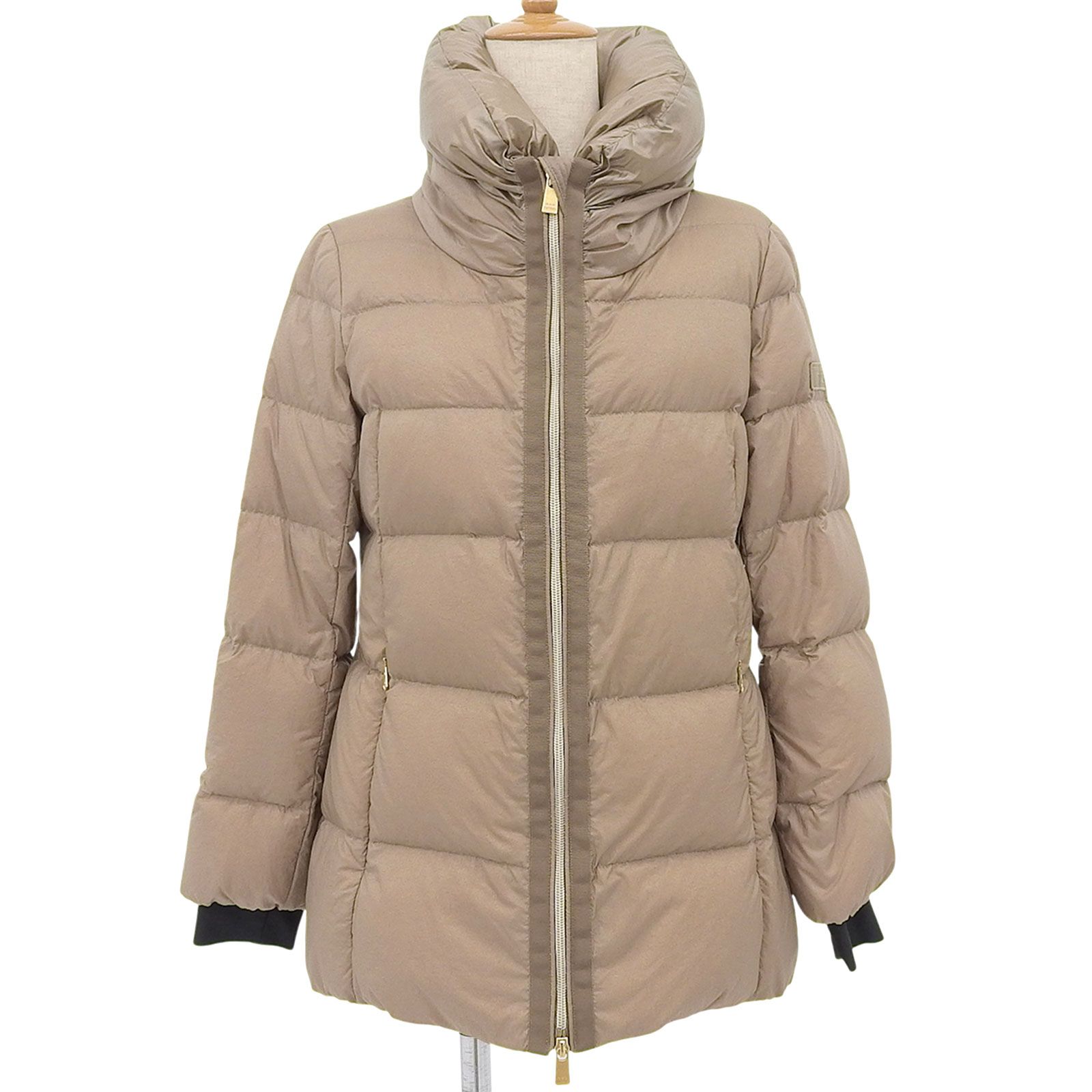 極美品△TATRAS タトラス LTLA20A4170 BRISA ブリーザ ポケッタブル