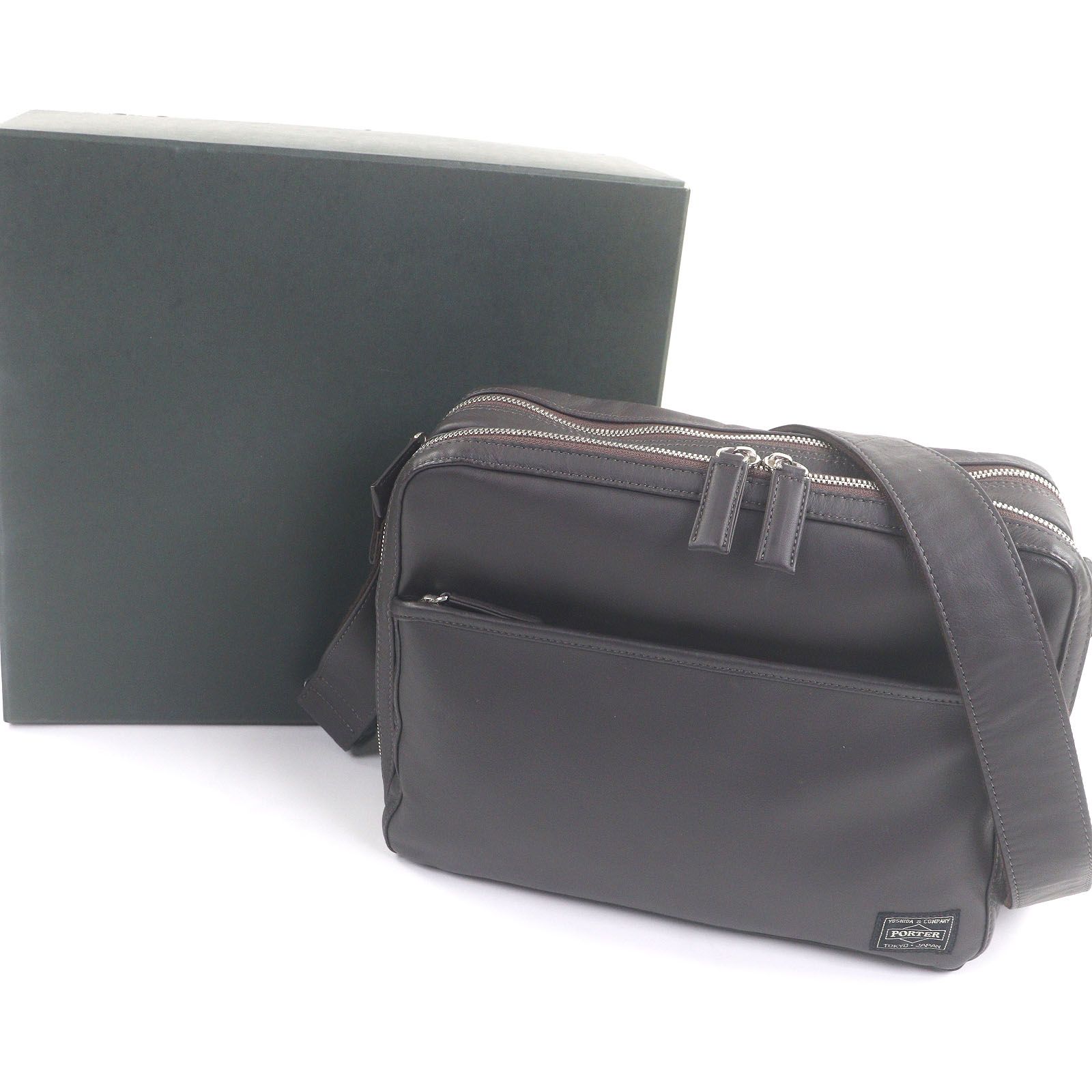 ショルダーバッグ