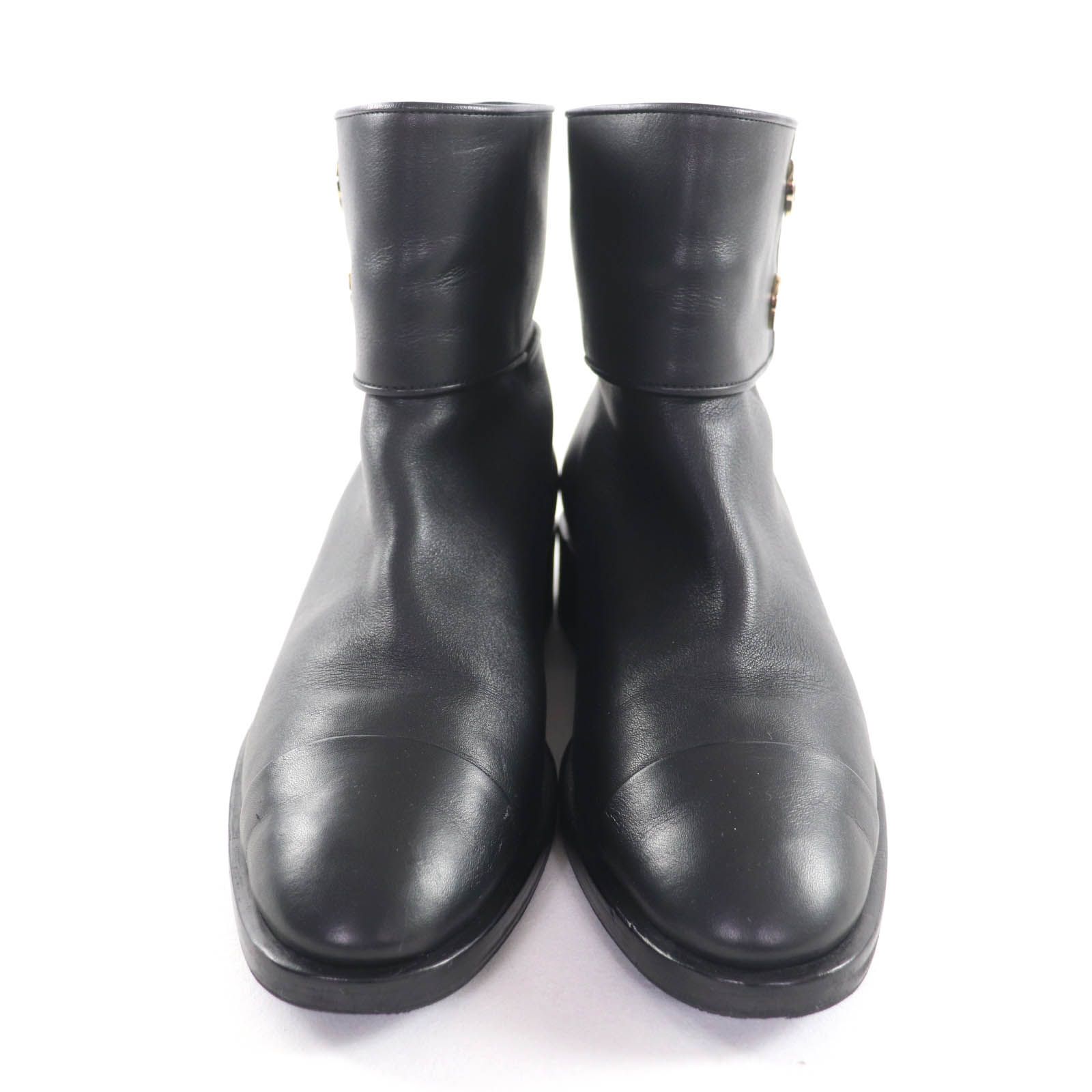 ショートブーツ