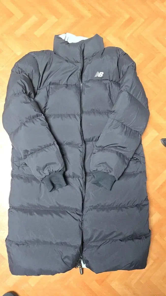 ニューバランス リバーシブルダウン S
