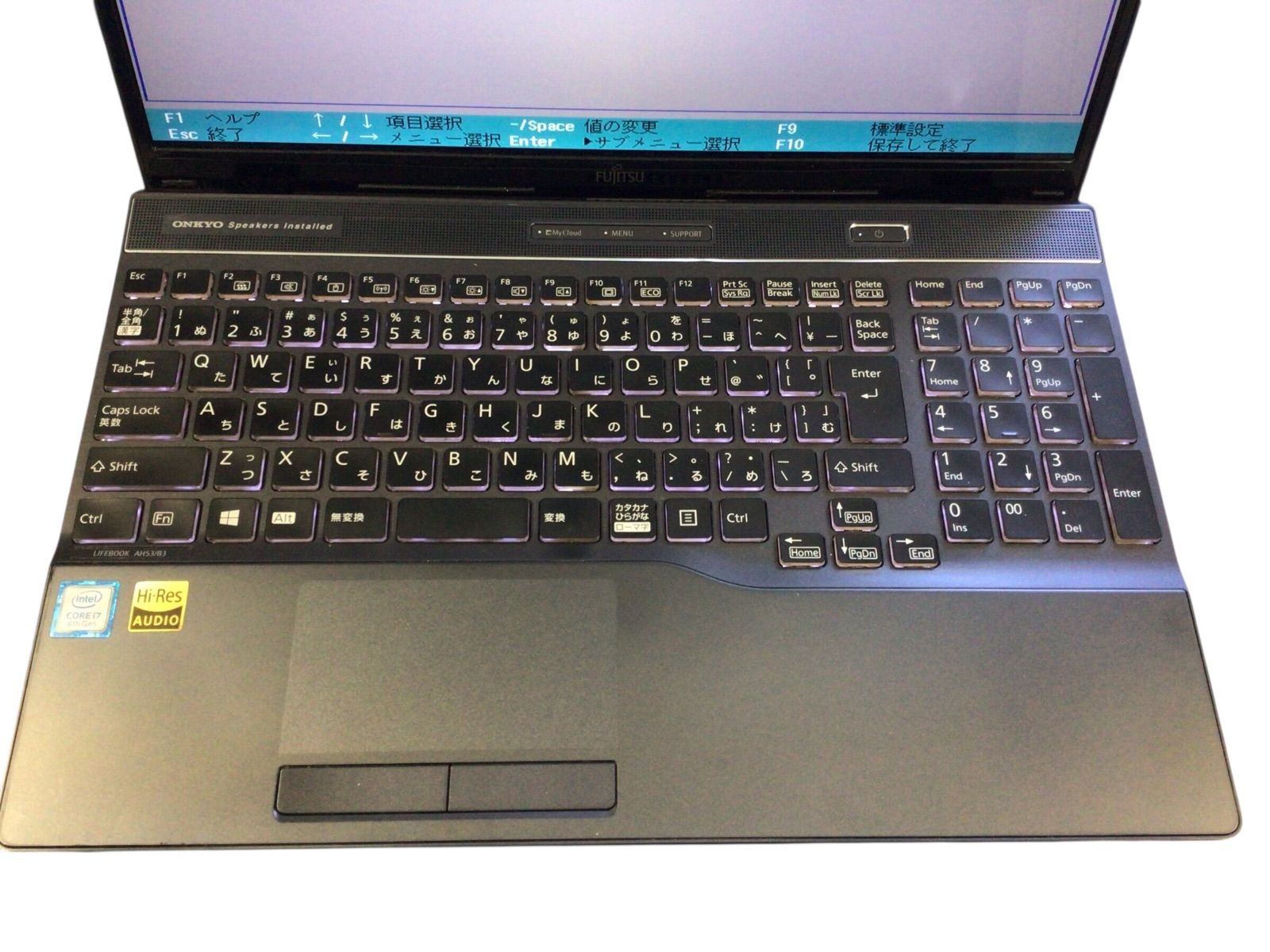 Fujitsu LIFEBOOK AH53/B3 本体 FMV LIFEBOOK AH53/B3 FMVA53B3W [プレミアムホワイト]の製品画像