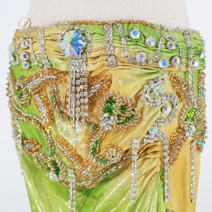 ベリーダンス オリエンタル 衣装 上下セット グリーン系ラインストーン