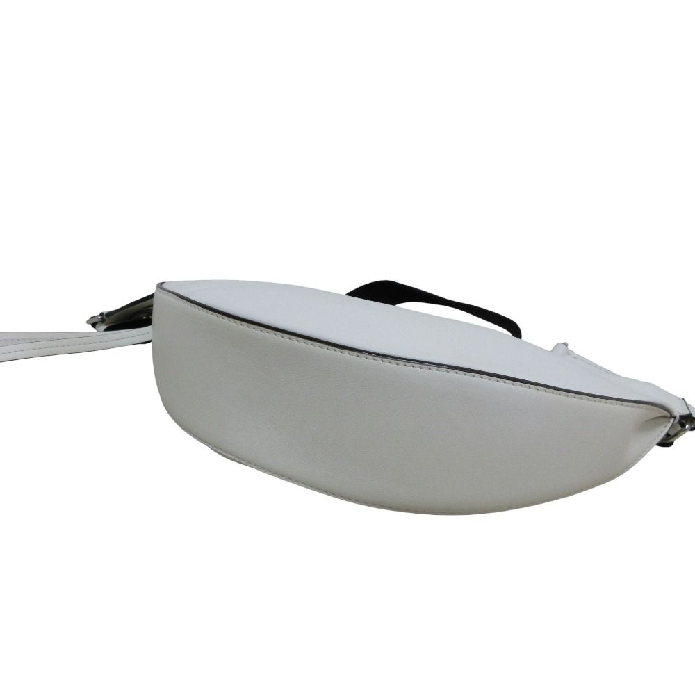 新品同様 JIMMYCHOO ジミーチュウ レザー スタッズ ボディバッグ