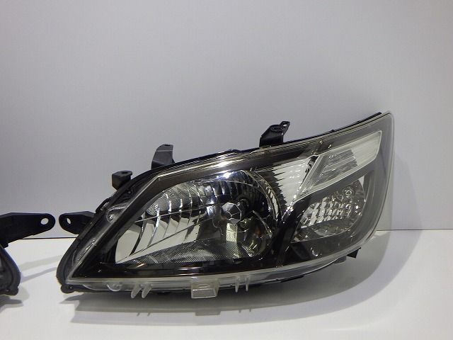 エクシーガ YA9 YA4 YA5 YAM前期 純正 HID ヘッドライト 左右