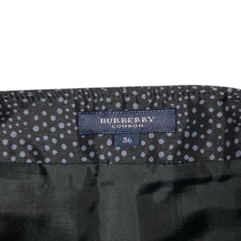 美品 BURBERRY バーバリー ドットプリント ひざ丈 タック フレア