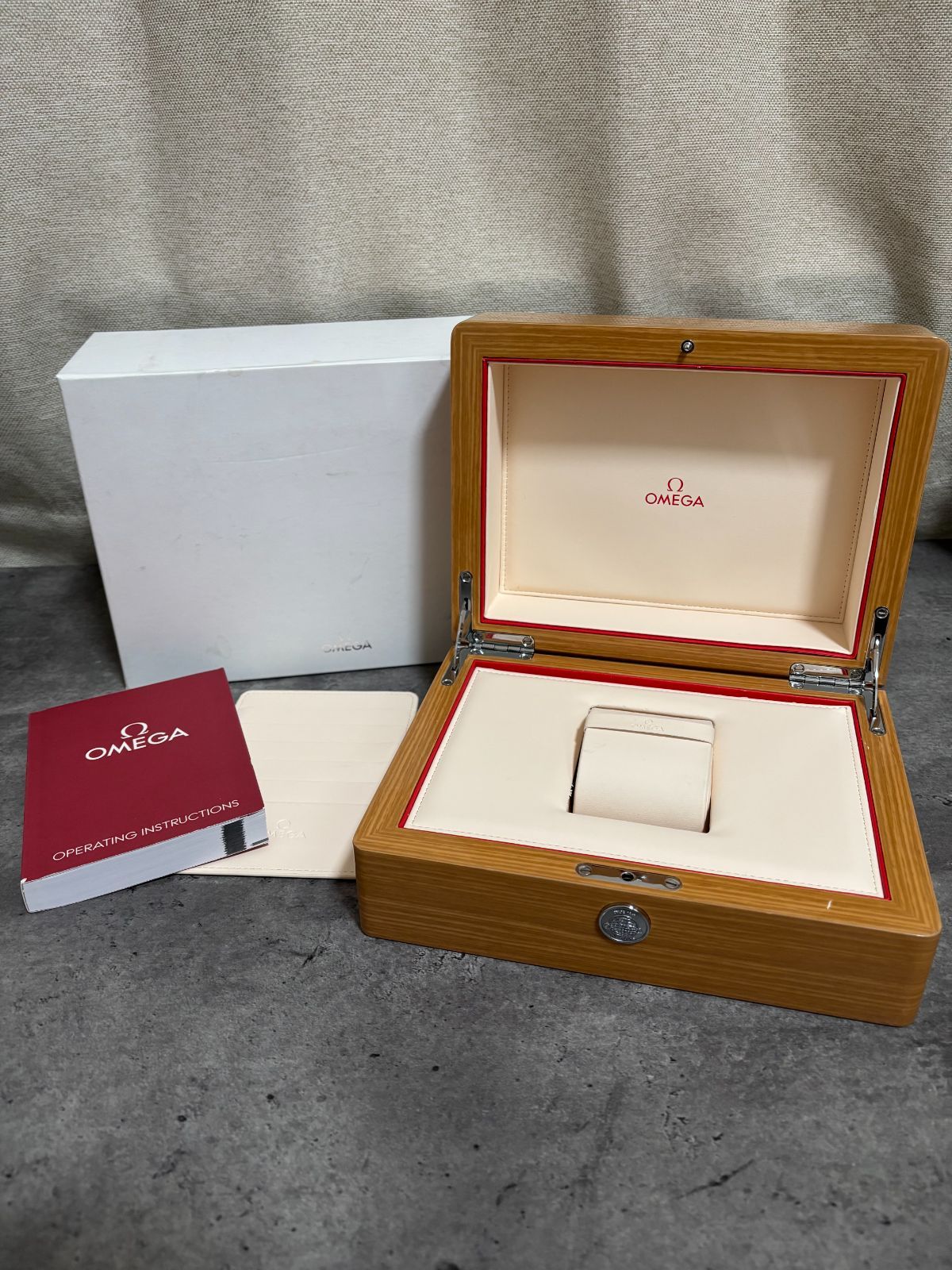 オメガ OMEGA 空箱 腕時計ケース BOX 取扱説明書 巾着 カードケース付