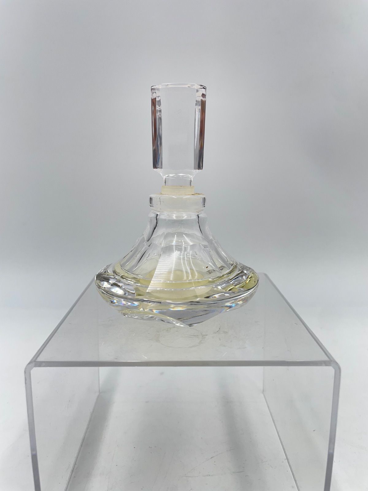 CS2084 資生堂 ホワイトローズ ナチュラル 32ml 香水 - メルカリ