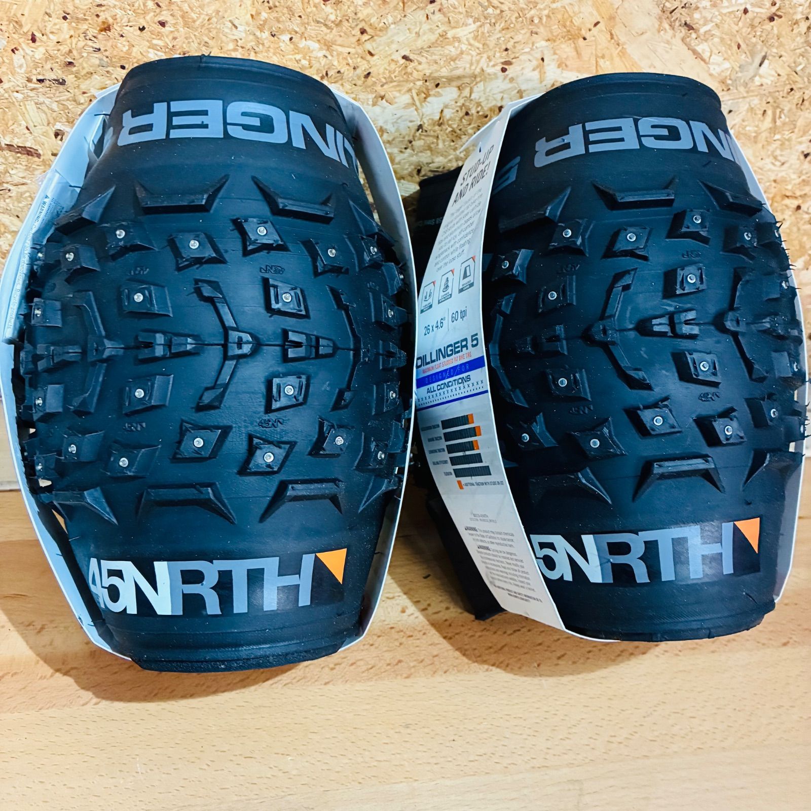 45NRTH DILLINGER5 26×4.8 2本セット 45nrth dillinger 4 60TPI Studs