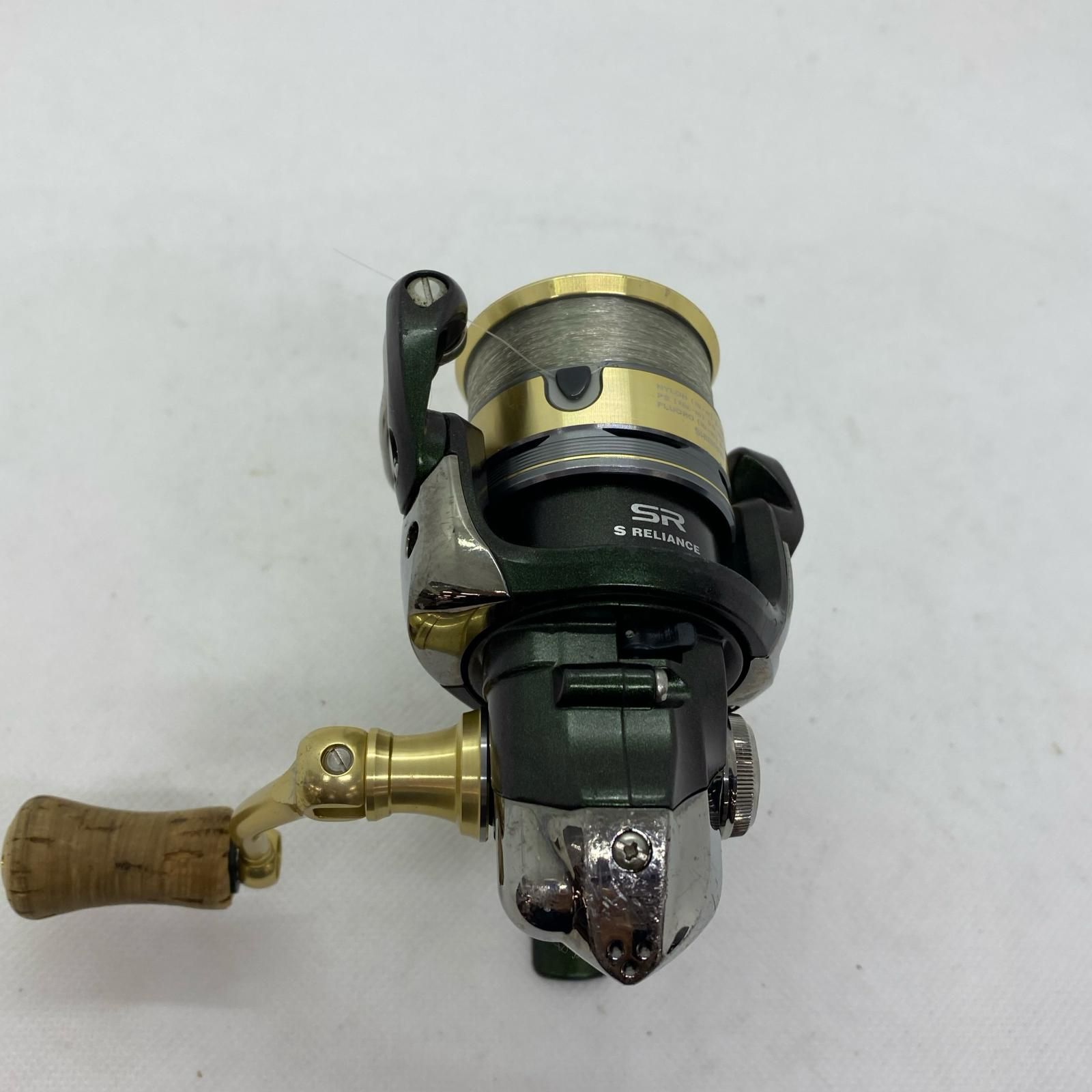 スピニングリール