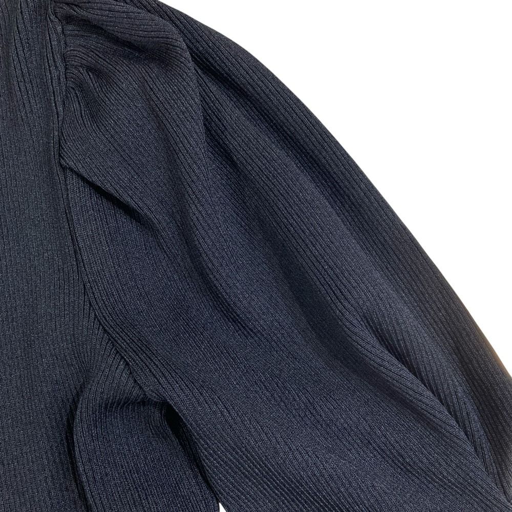 未使用　Rene 肩パールブラウス　34 美品 René ルネ フェイクパールボタン リブニットブラウス サイズ34