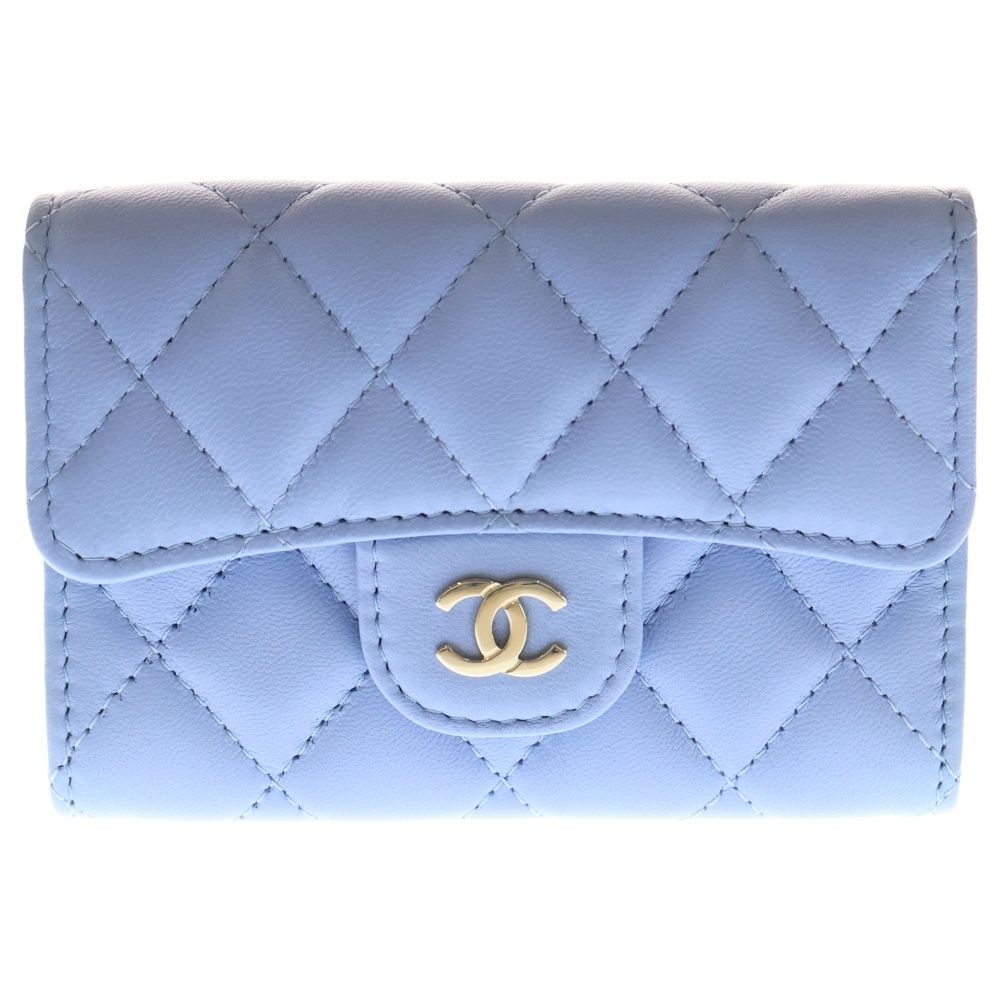 CHANEL シャネル マトラッセ クラッシックフラップ カードケース ライトブルー ラムスキン シルバー金具 AP0214