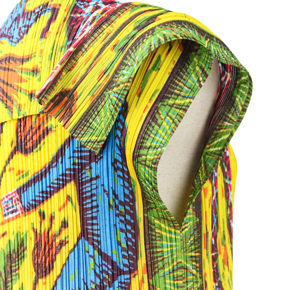 美品 プリーツプリーズ イッセイミヤケ アニマルプリント ノースリーブ