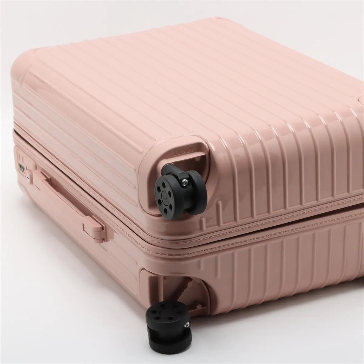 ピンク ポリカーボネート キャリーケース 極美品 リモワ エッセンシャル キャビン ポリカーボネート 4輪 スーツ