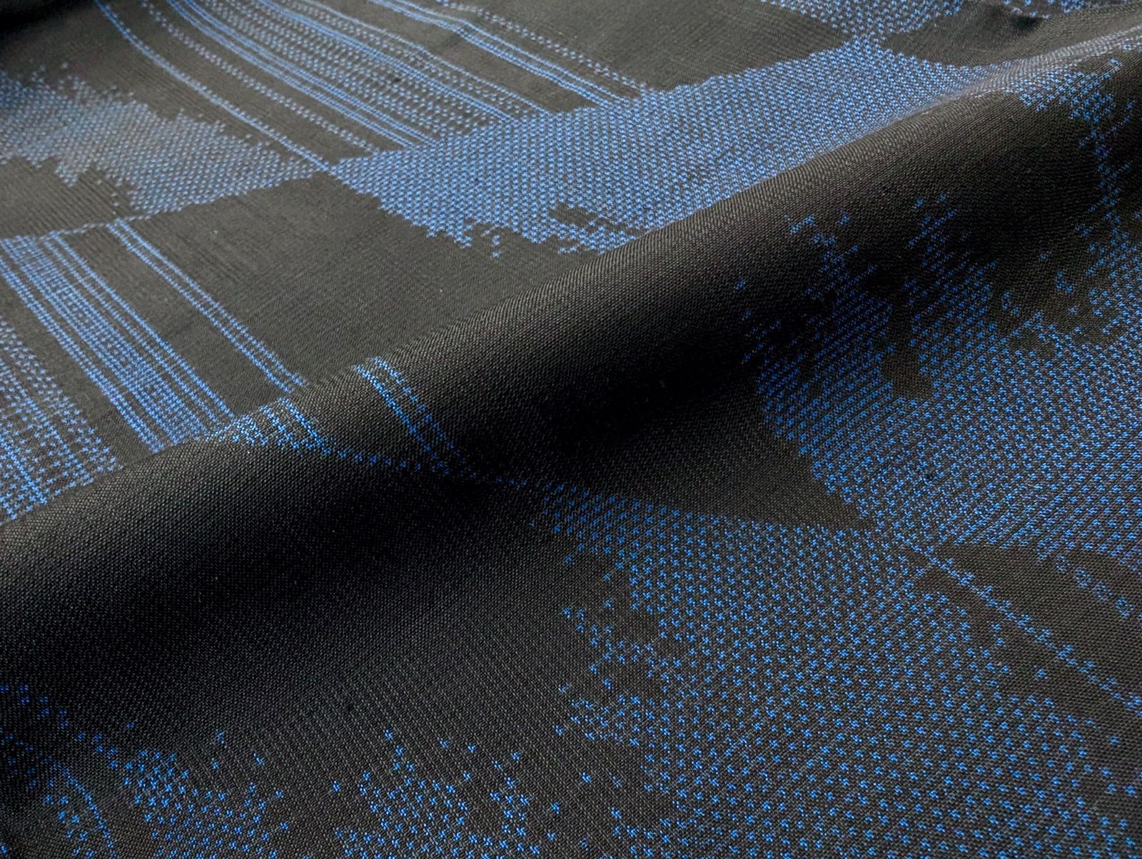 K0908 美品 逸品 希少 恵大島 恵 美知雄作 本場白大島7マルキ 正絹小紋 K0908 美品 逸品 希少 恵大島 恵 美知雄作 本場白大島7マルキ 正絹