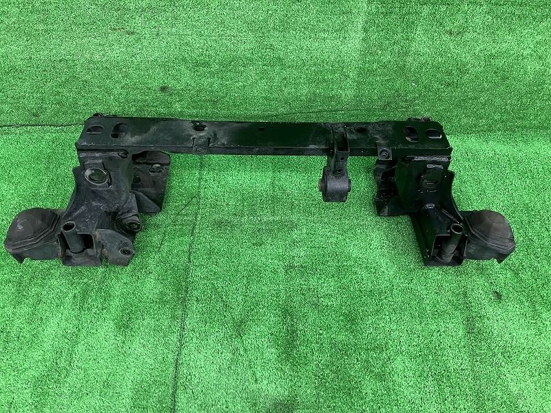 車 NV350キャラバン VW6E26 フロントメンバー ロング低床DX 4WD 6人 