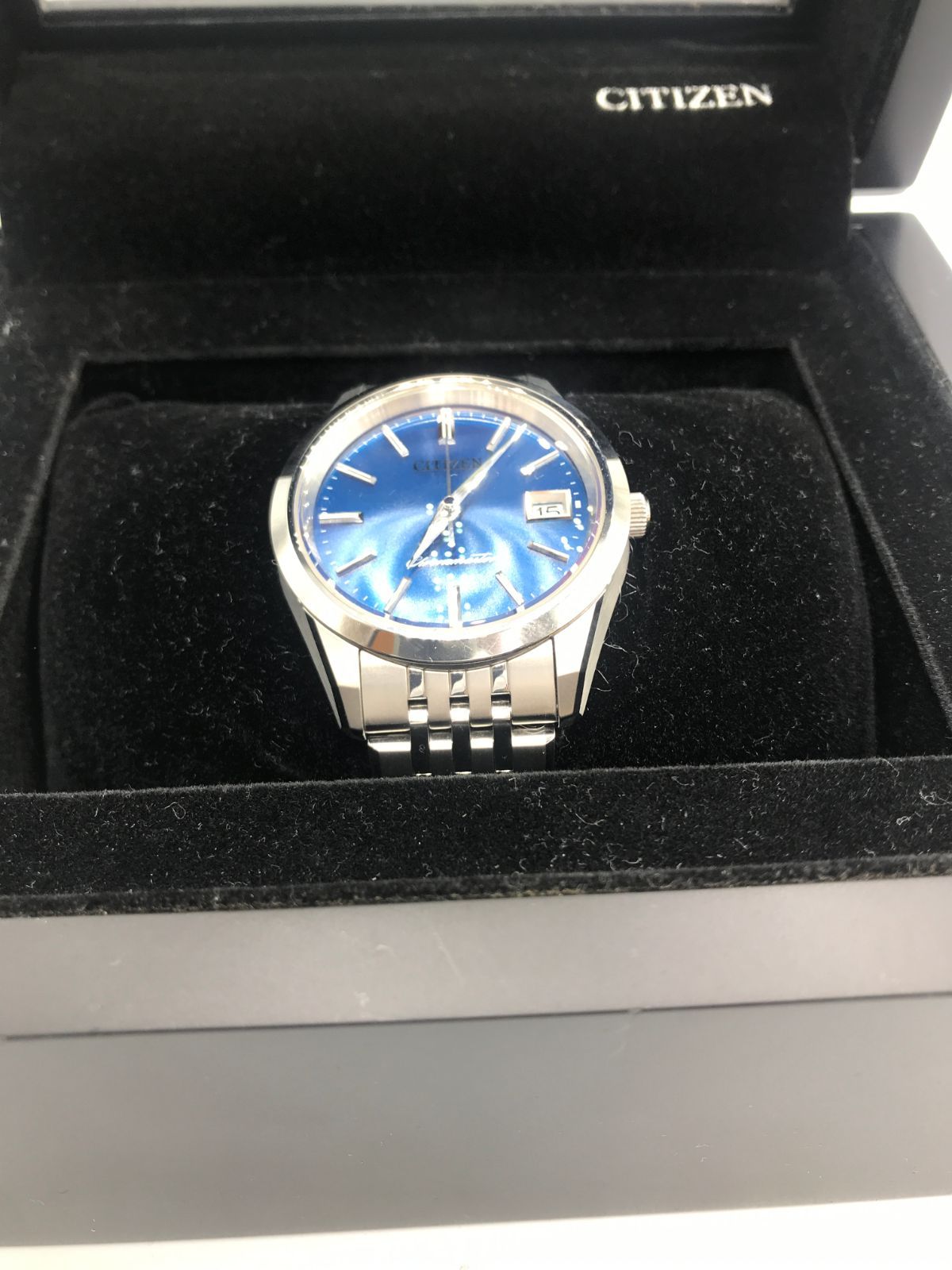 シチズン時計 CITIZEN WATCH ザ シチズン The 年差エコ ドライブ チタニウムモデル AQ 4041-54 L ﻿JTB-414