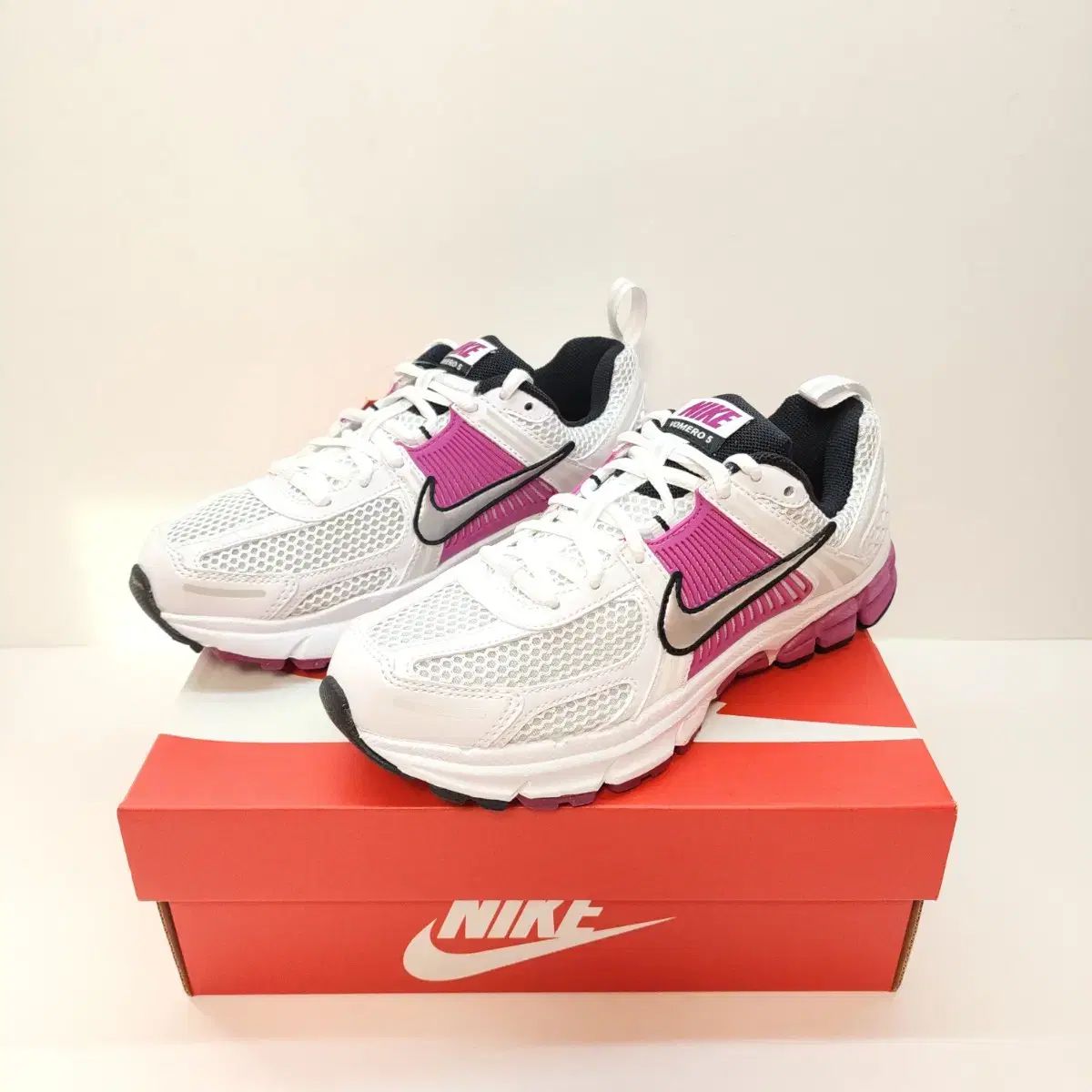 ナイキ ボメロ5 ジュニア スニーカー