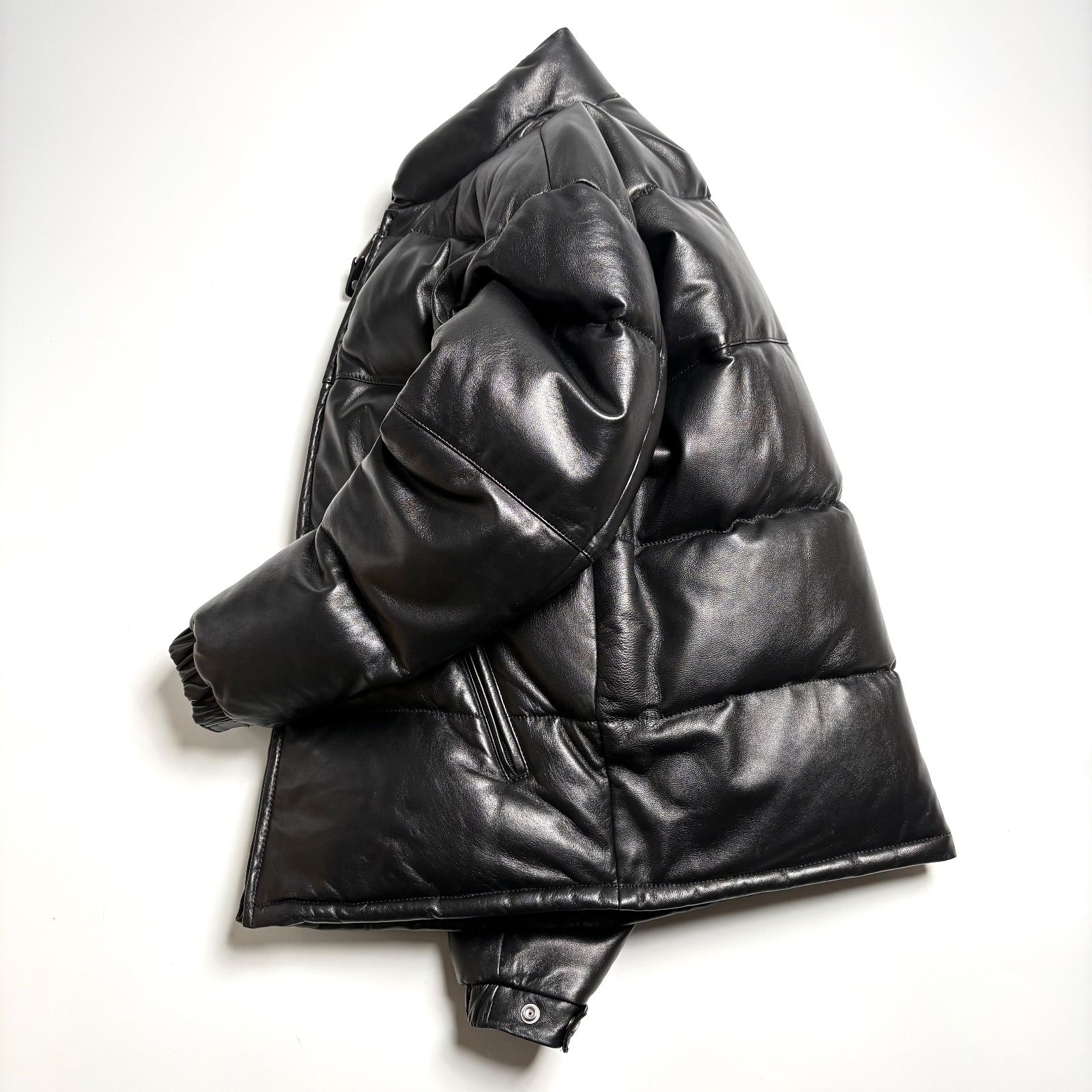 定価9.7万】Schott レザー ダウンジャケット 黒 L 羊革 本革 - メルカリ