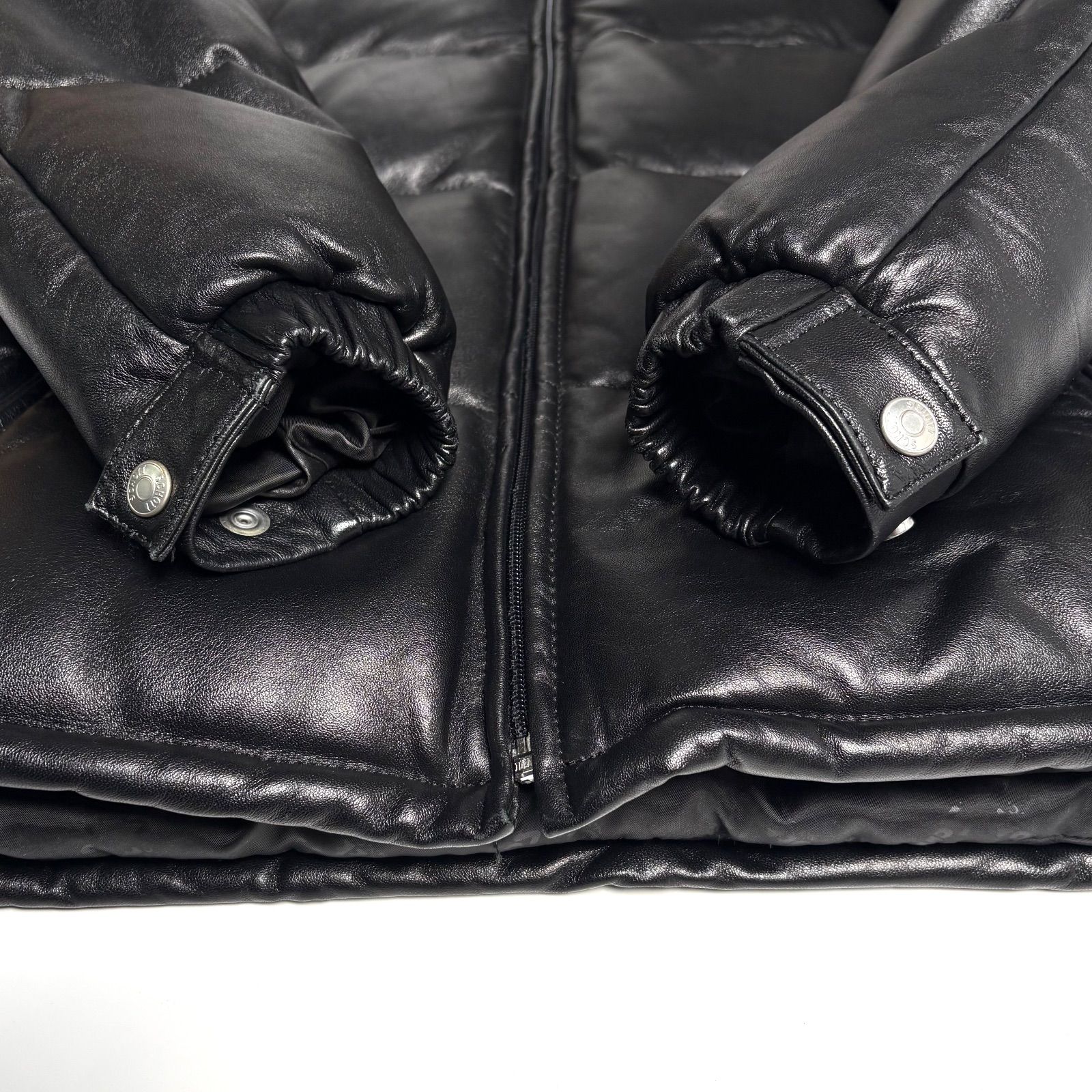 定価9.7万】Schott レザー ダウンジャケット 黒 L 羊革 本革 - メルカリ