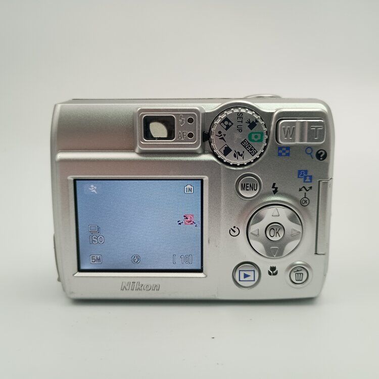Nikon Coolpix 5600 デジタルカメラ 【公式通販】