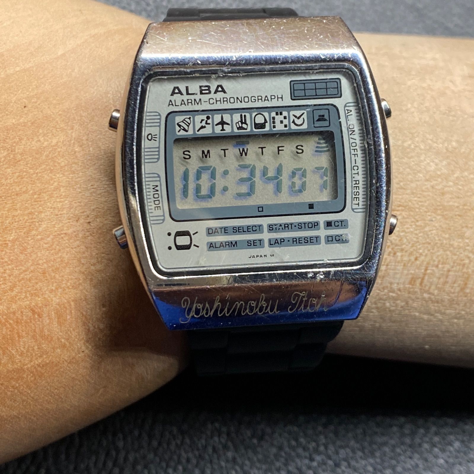 ヴィンテージ セイコー SEIKO ALBA Y749-4020 デジタル シルバー 
