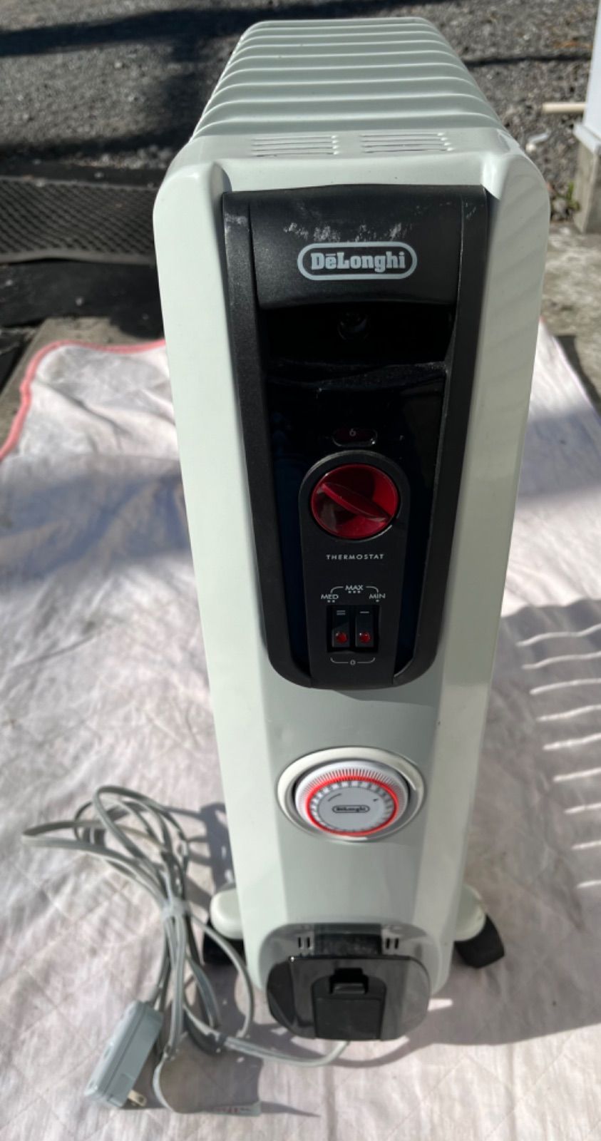 DeLonghi デロンギ オイルヒーター H771015EFSN-BK 1500W - メルカリ