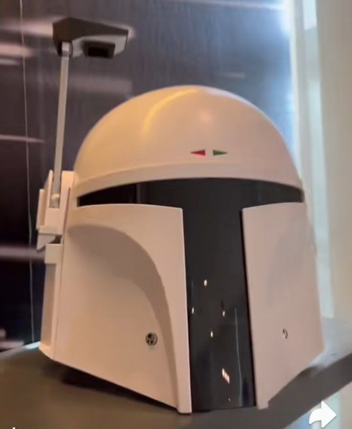 ハズブロ スターウォーズ ボバフェット ヘルメット マスク STARWARS ☆未使用 ハズブロ スターウォーズ ボバ フェット プレミア マスク