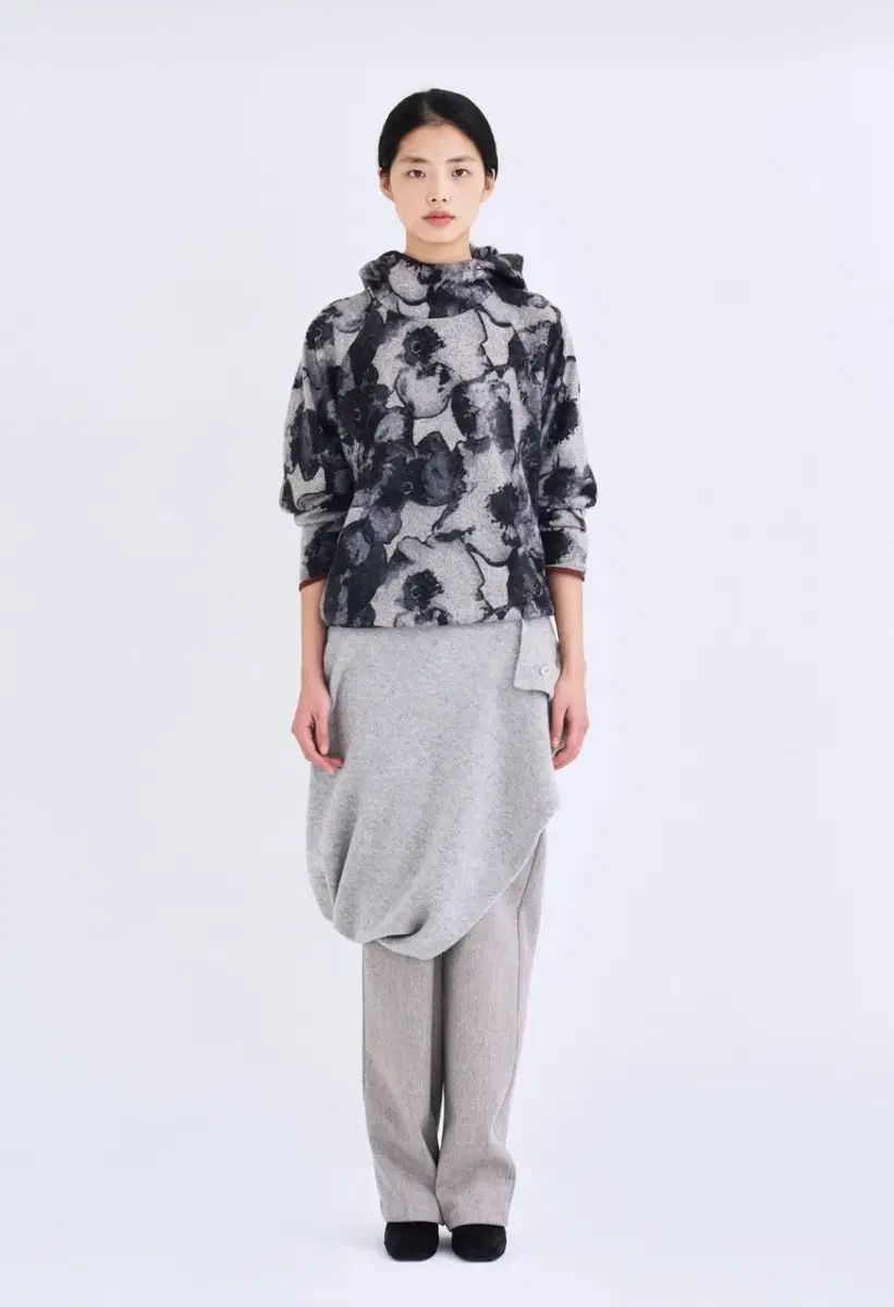 フォースカ high neck tape hoodie