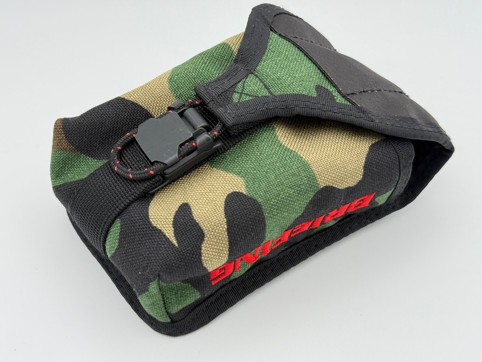 上 BRIEFING ブリーフィング スコープポーチ ウッドランドカモ SCOPE POUCH ゴルフレーザー距離計用