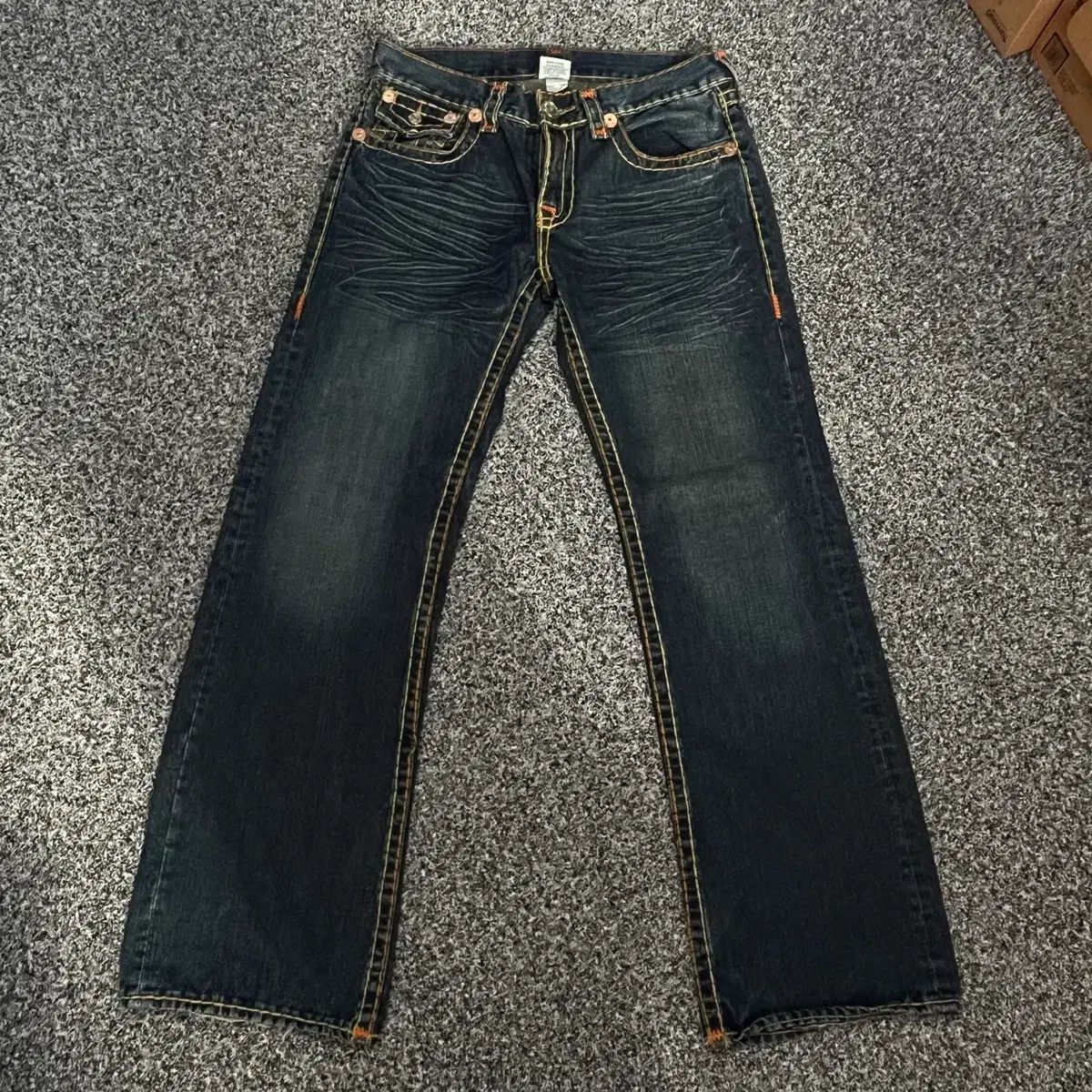 トゥルーレリジョン ジョイ ブーツカット デニム ジーンズ ROW34