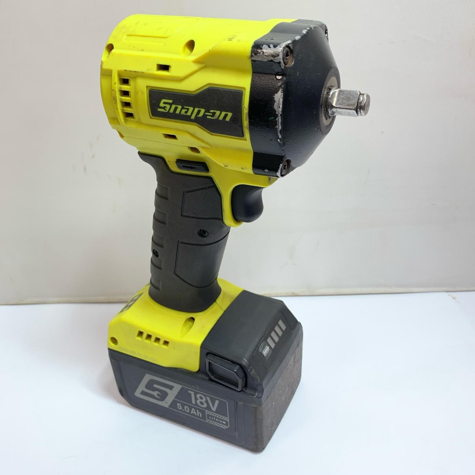 ♭♭Snap-on スナップオン インパクトレンチ 本体のみ 充電器 充電池 付 イエロー