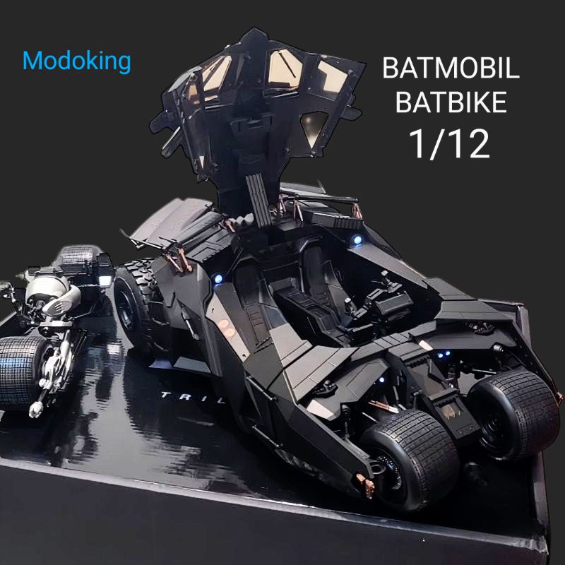 ☆未使用 1/18 バットモービル ダイキャスト ミニカー スプレー噴射 