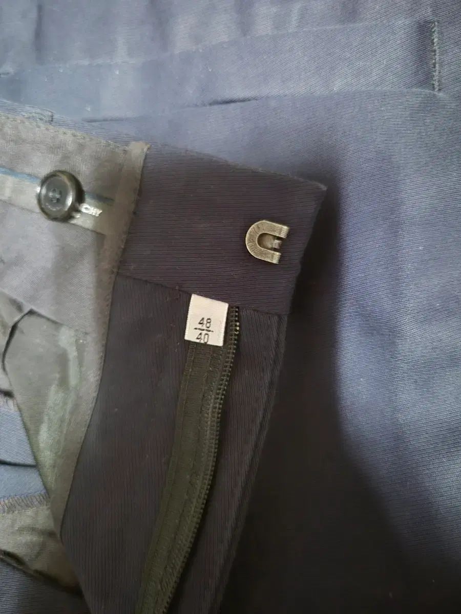 GIVENCHY ジバンシー 大きいサイズ XL スカートスーツ ネイビー 42 GIVENCHY ジバンシー 大きいサイズ XL スカートスーツ ネイビー 42