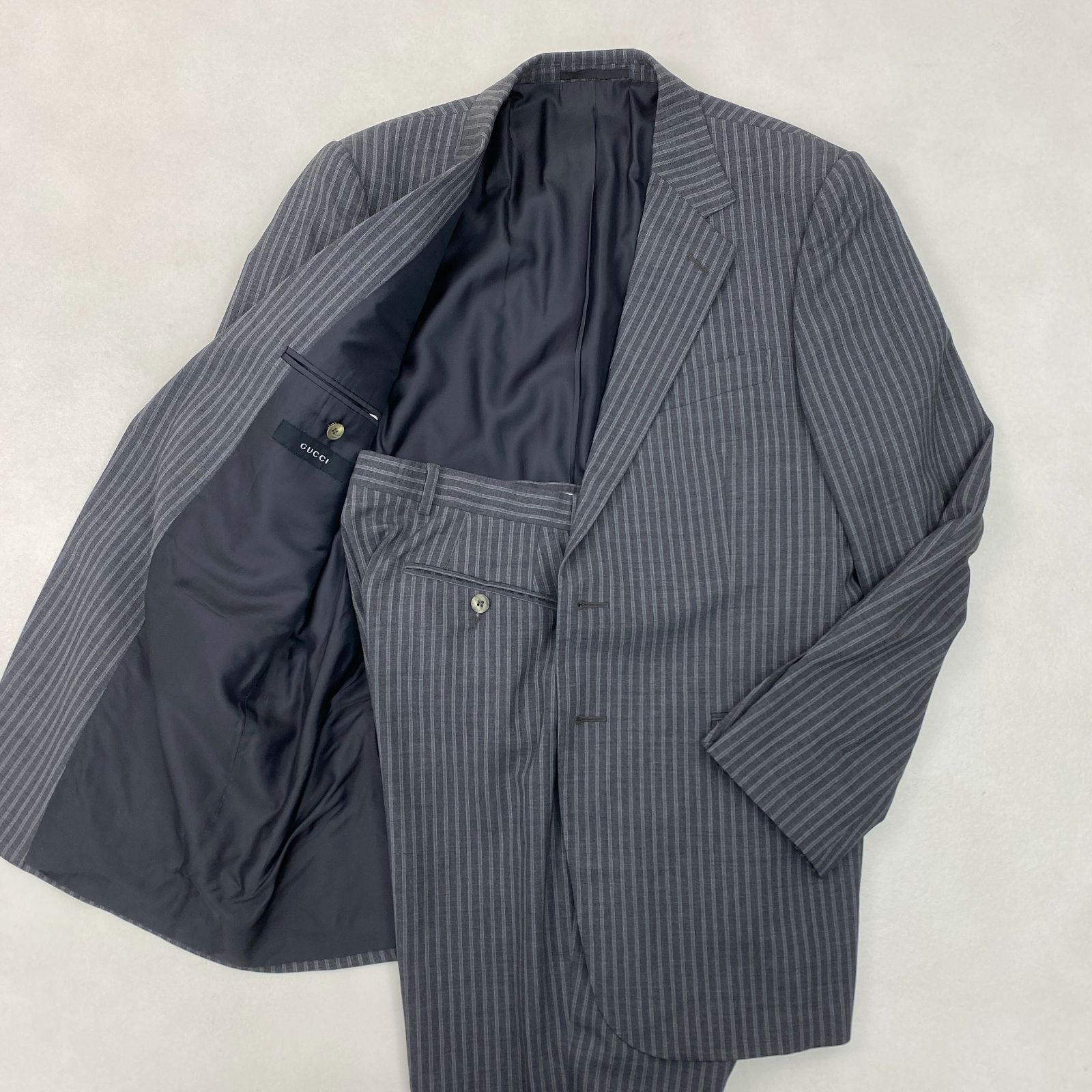 グッチ スーツ GUCCI ライトグレー セットアップ ストライプ イタリア製 50表記 L XL相当