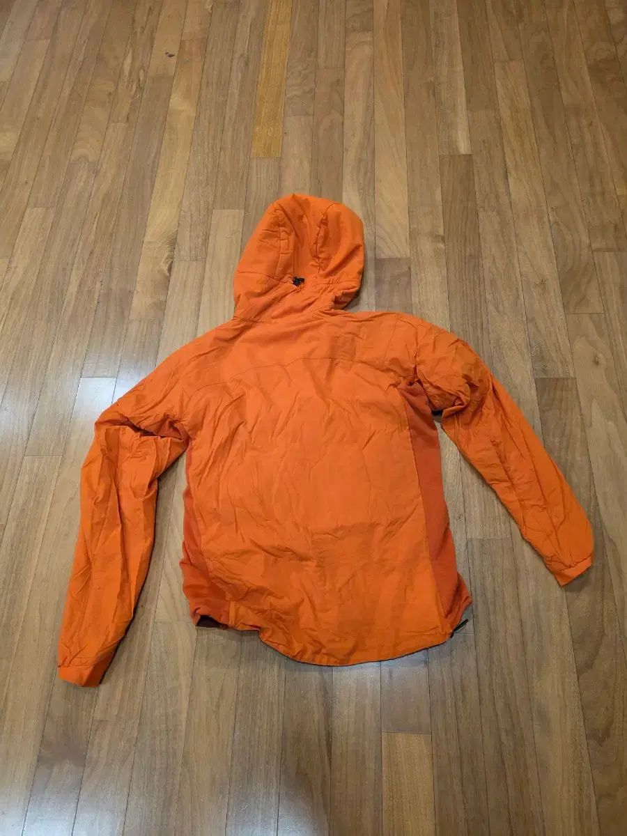 ARC TERYX アークテリクス Atom アトム フーディ SAN サン 登山 ジャケット オレンジ