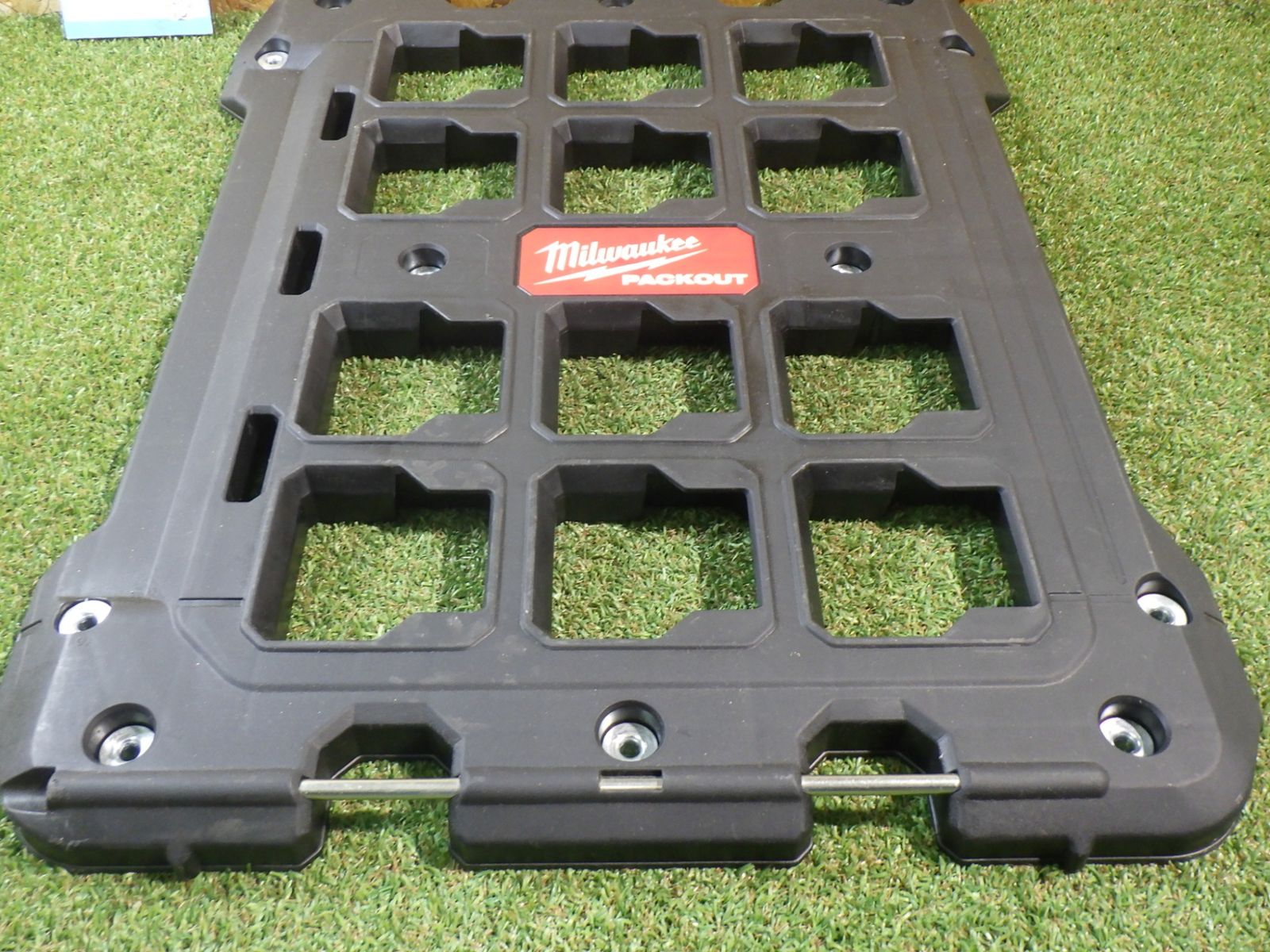  ミルウォーキー PACKOUT パックアウト マウンティングプレート 48-22-8485 工具や収納ボックスの固定に 品 その他 金物 部品