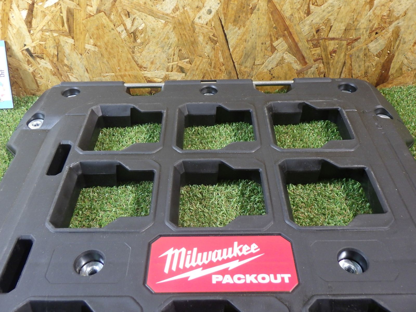 ミルウォーキー PACKOUT パックアウト マウンティングプレート 48-22-8485 工具や収納ボックスの固定に 品