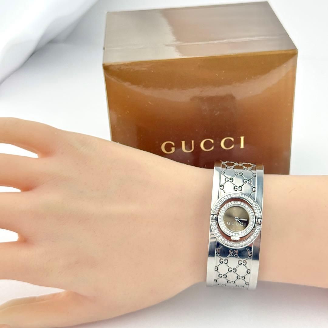 グッチ トワール 112 2重ダイヤベゼル 新品電池 レディース 腕時計 702