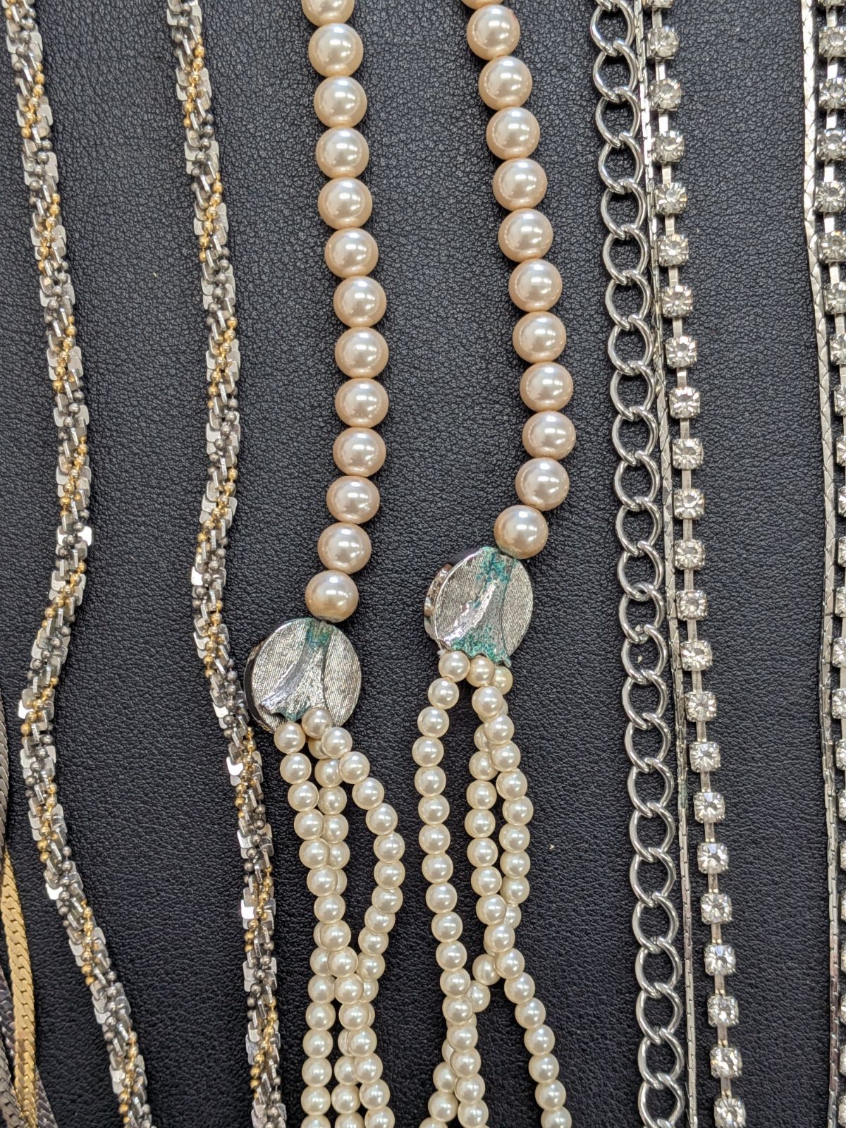 遺品整理 人気 まとめて㉜】ジュエリー 20点 ネックレス ブローチ