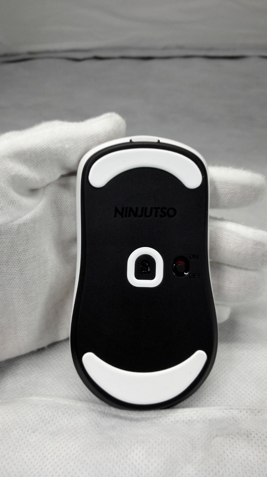 使用品 Sora V 2 Wireless Gaming Mouse White nj-sora-v 2-white YA 0220 2590346