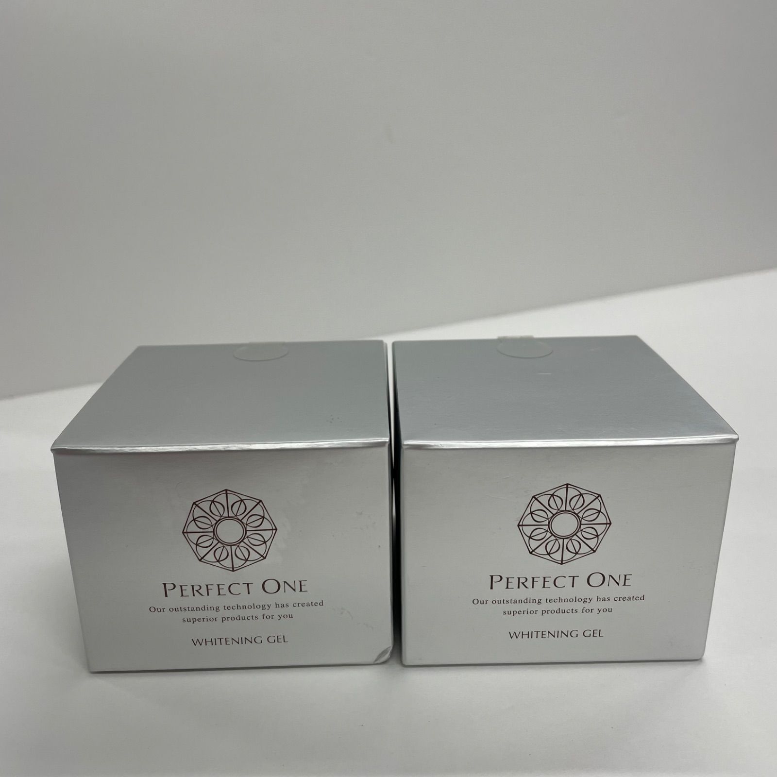 K2124 PERFECT ONE パーフェクトワン 薬用ホワイトニングジェル 美容液