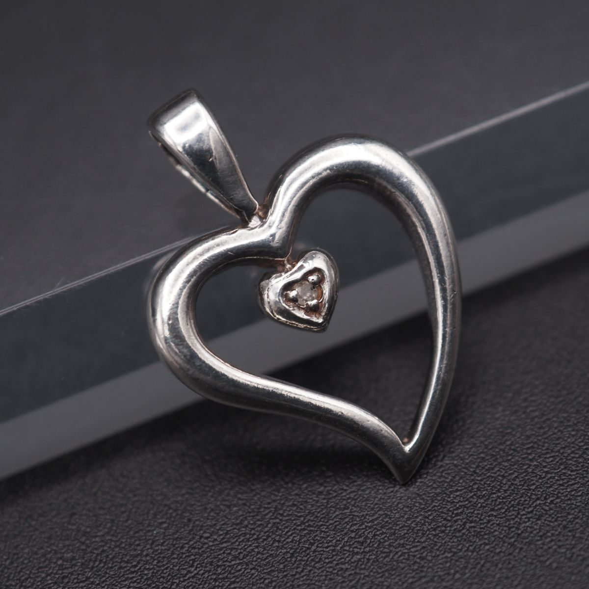 J 766 ダイヤモンド 925 MWS刻印 ペンダント トップ オープンハート デザイン シルバー チャーム ヘッド 誕生石