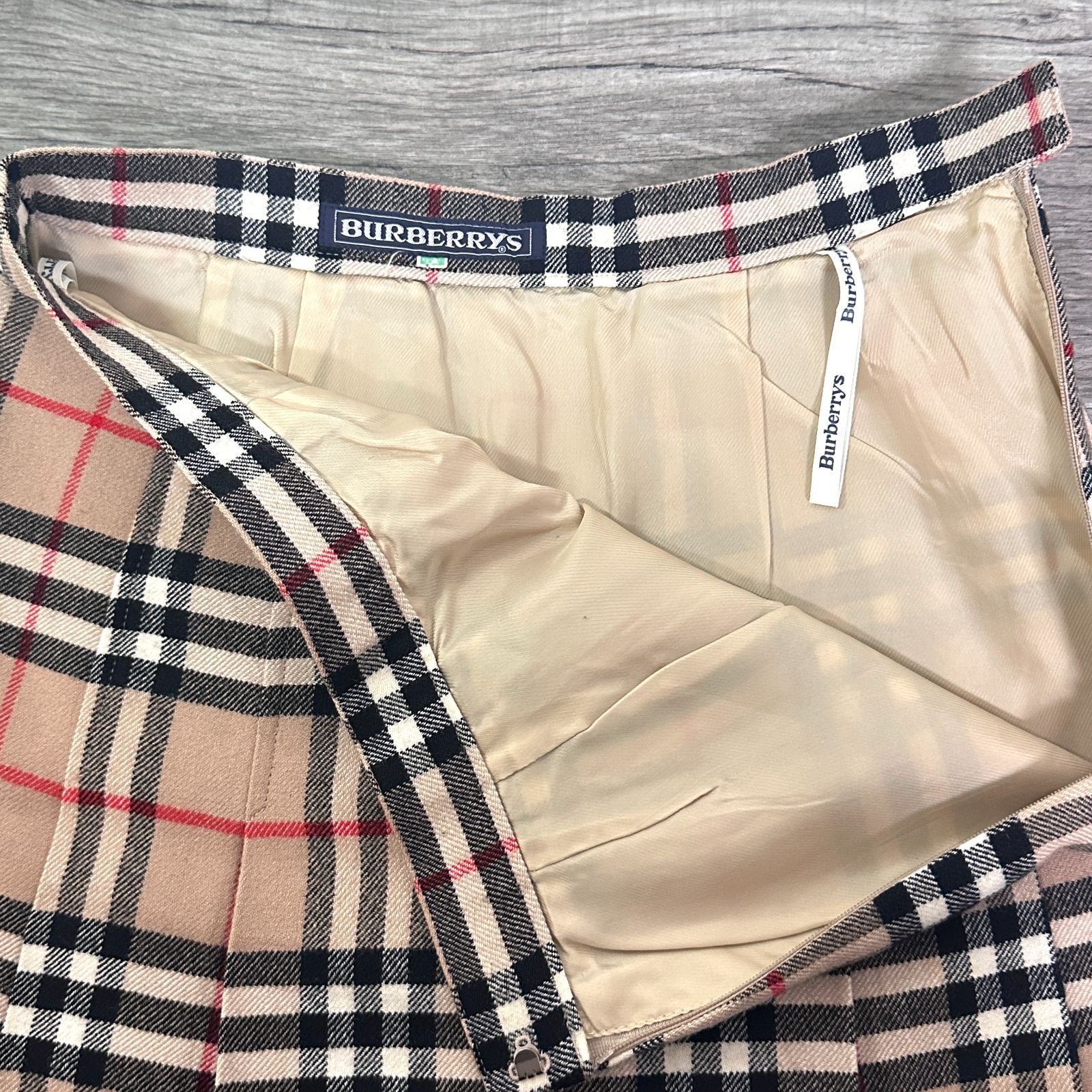 訳あり Burberrys' ヴィンテージ ノバチェックプリーツスカート ウール