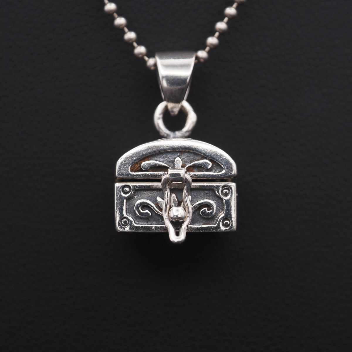 J809 ヴィンテージ 925刻印 ペンダント トップ ロケット 宝箱