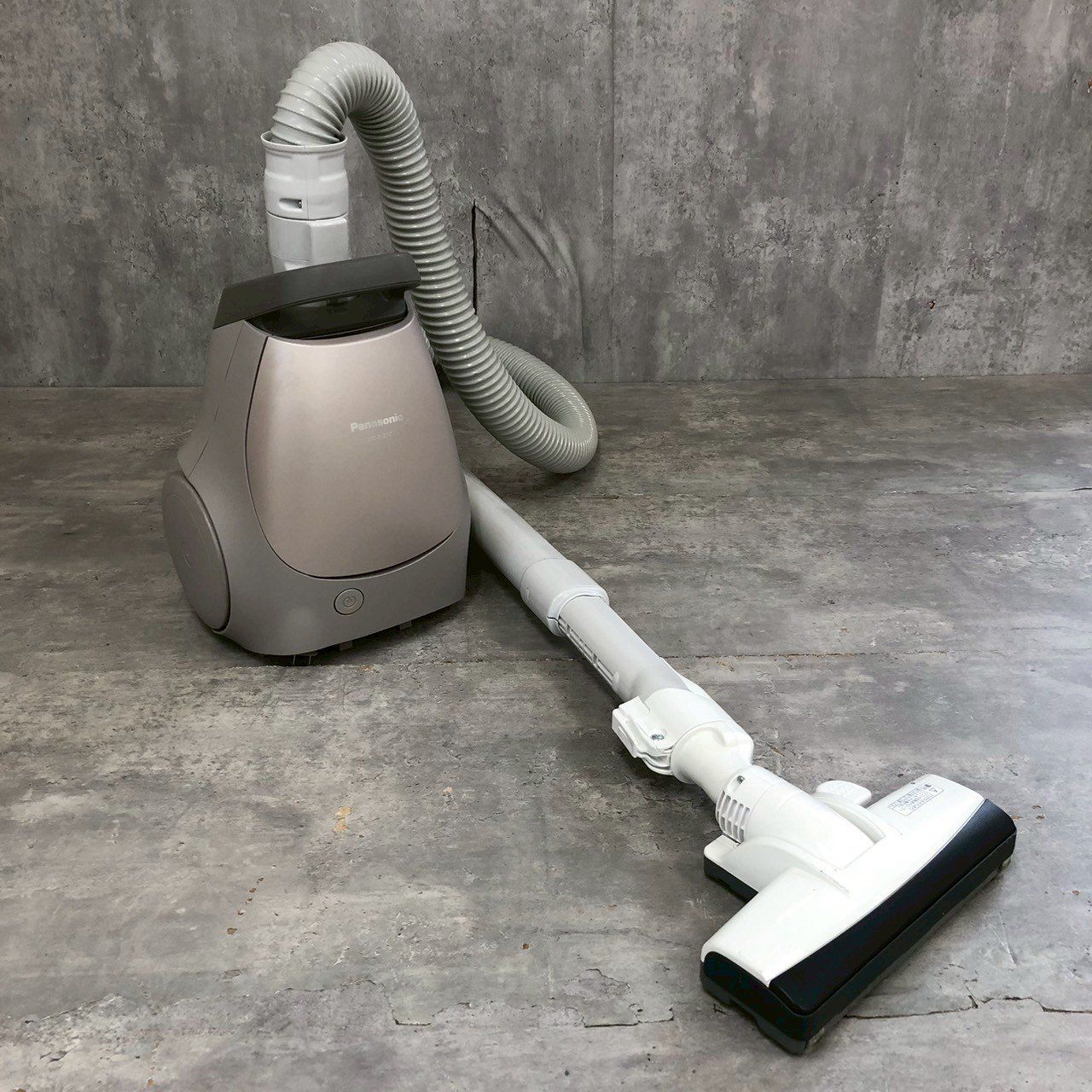 Panasonic パナソニック 紙パック式 掃除機 MC-PJ21G-N 軽量 22年製