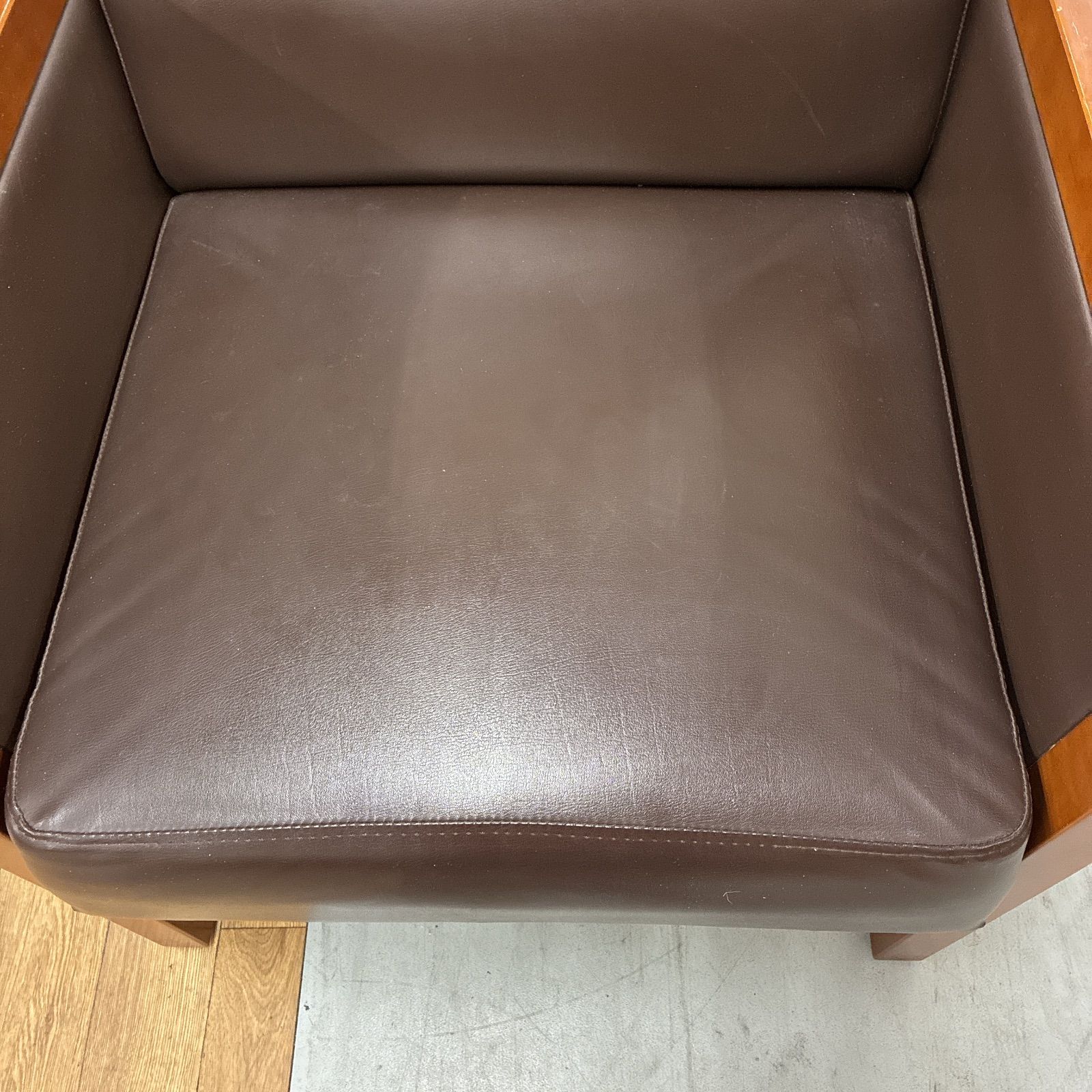 ジモティー限定価格！S756 ⭐ KOKUYO コクヨ 応接椅子2点セット CE-950S 幅62cm USED 名古屋市近郊送料設置無料⭐S756 ⭐ KOKUYO コクヨ 応接椅子2点セット