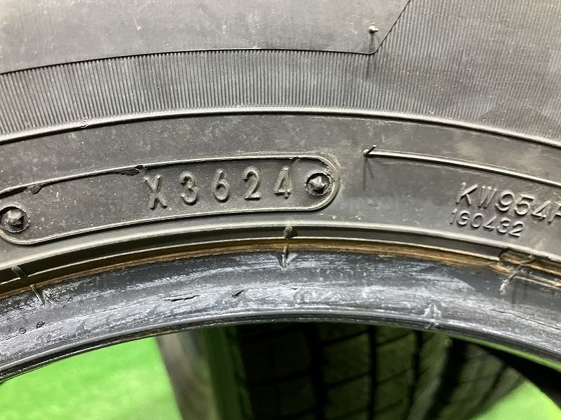 DUNLOP スタッドレス ダンロップ ウィンターマックスLV 01 195 80 R 15 107 105 L LT 4本 15インチ スタッドレス タイヤ