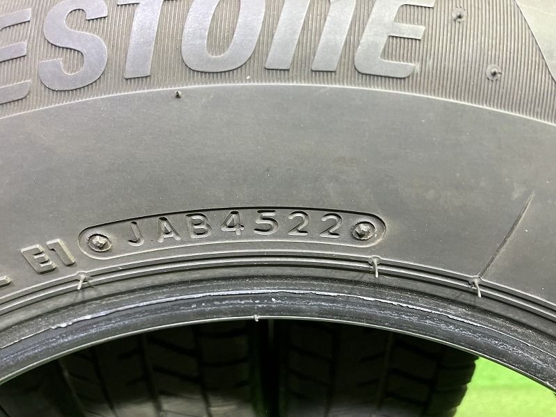 ブリザックVRX 3